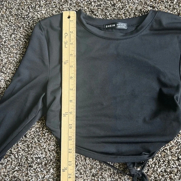 Shein cropped top - Picture 7 of 14